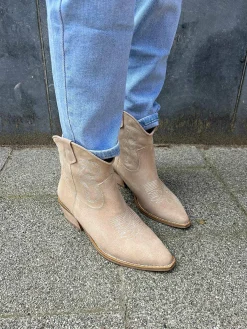 Cheap Babouche Anouk Western Boots Beige Laarzen