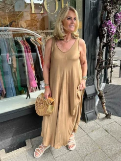 Hot Ella Maxi Dress Camel Jurken