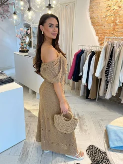 Clearance Estella Off Shoulder Maxi Dress Camel Jurken
