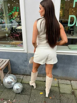 Hot Georgie Short Off White Shorts