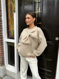 Cheap Jasmin Bow Sweater Camel Truien