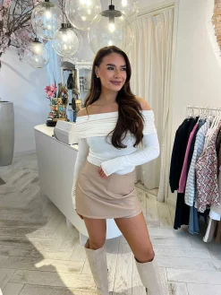 Fashion Lana Off Shoulder Top Off White Tops & Blousjes