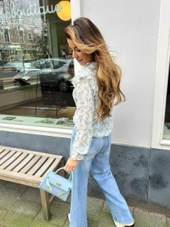 Clearance Livia Flower Blouse Off White Tops & Blousjes