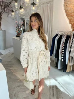 Fashion Mea Broderie Dress Beige Jurken