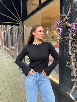 Outlet Millie Top Black Tops & Blousjes