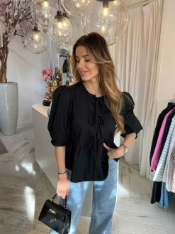 Outlet Nine Bow Blouse Black Tops & Blousjes