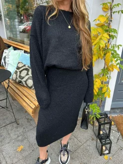 Hot Soft Knitted Set Black Sets