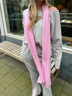 Online The Supersoft Scarf Baby Pink Mutsen & Sjaals