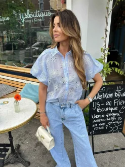 Fashion Veerle Short Sleeve Broderie Blouse Blue Tops & Blousjes
