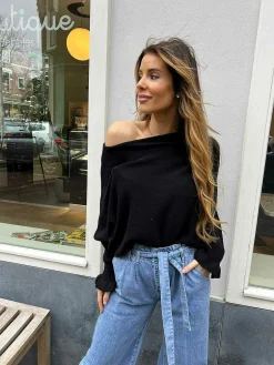 Hot Vlinder Ruffle Sleeve Zwart Truien