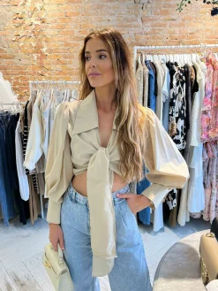 Hot Yara Cropped Blouse Beige Tops & Blousjes